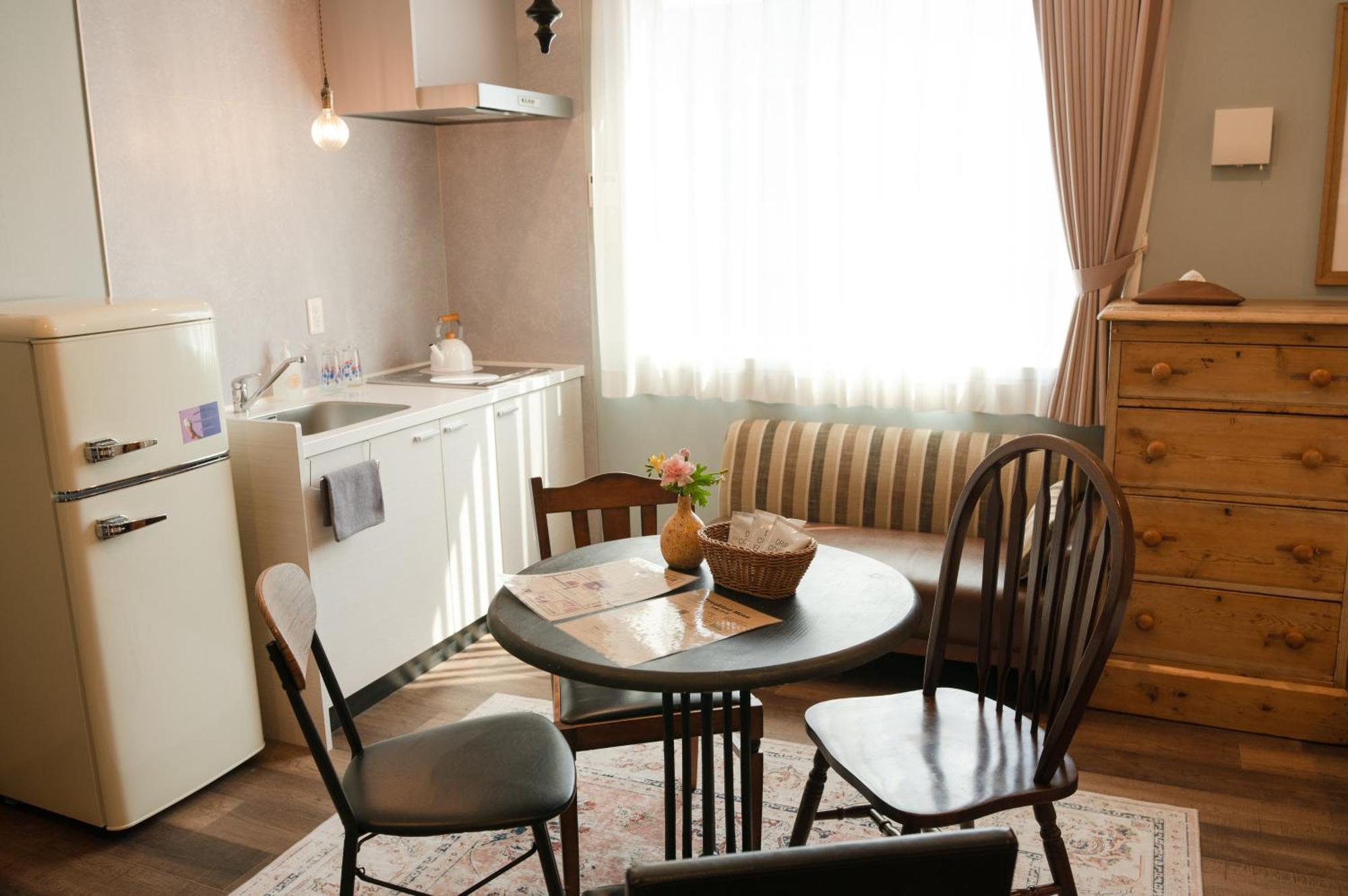Hotel 7 & Cafe Präfektur Tokio